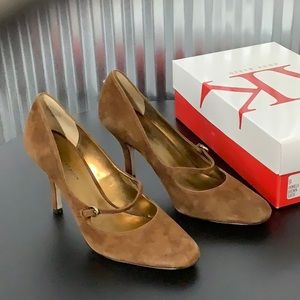 Anne Klein Willa suede leather shoe